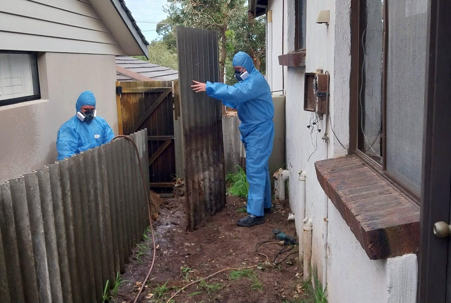 Asbestos Fencing being Removed by Fosters Fencing